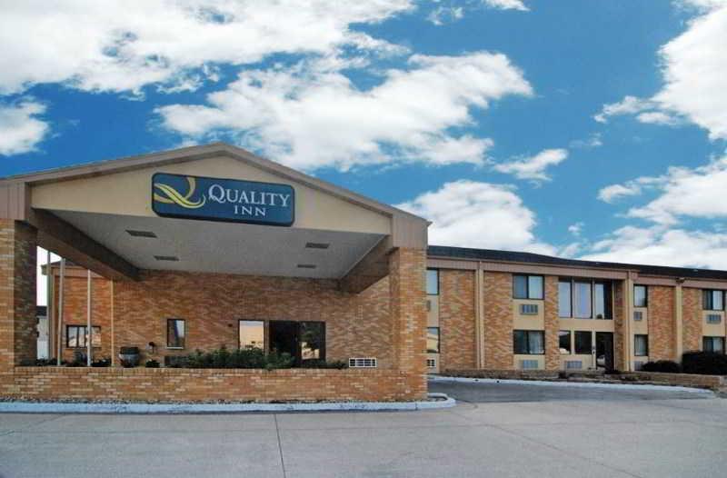 Quality Inn Burlington Near Hwy 34 Exterior photo